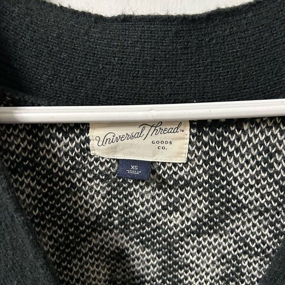 Universal Thread leopard Cardigan - Picture 4 of 5